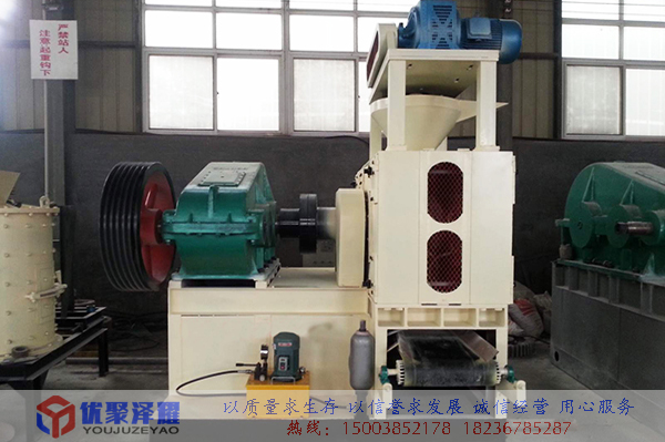 高壓干粉壓球機(jī)的特點(diǎn)